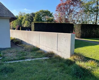 "Reinigen van betonelementen door Senpro BV"