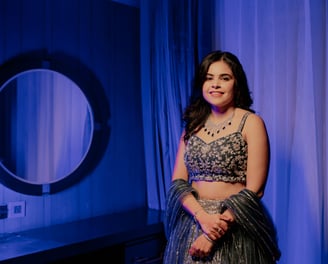 indori bride looking Gorgias in front of camera 