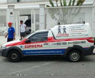 carro da suprema desentupidora