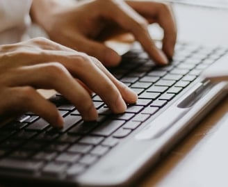 Dactylo secrétariat assistante administratif