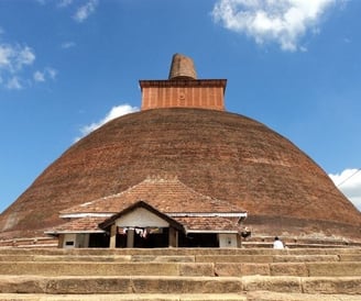 A stupa - Sri Lanka south west coast tour package