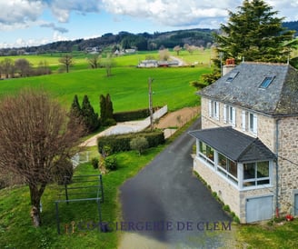 gîte pour vacances dans le Cantal