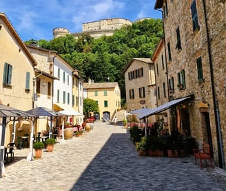 Borgo interno Rocca di San Leo, Borghi provincia di Rimini, Castello Medioevale