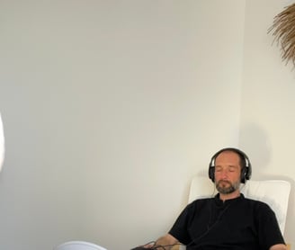 La Dream Machine a été conçue par Kevin Finel, spécialiste de l'Hypnose. bien-être, stress