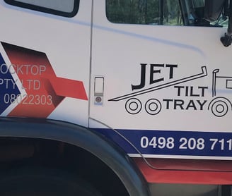 JET Tilt Tray is fully licenced to tow your vehicles