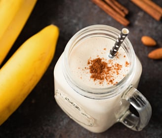 Banana Cinnamon Raisin Smoothie