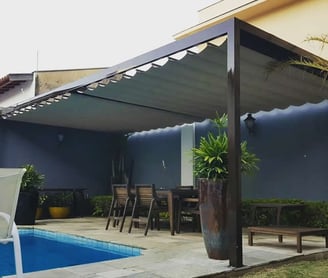 Cobertura Retrátil em Lona