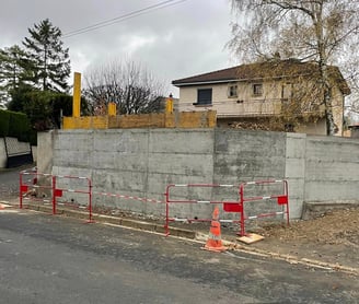 Mur de soutènement à Billom