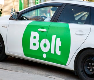 bolt parrainage , chauffeur prime , bonus codepromosanspubs.Com, 100€ de remise 
