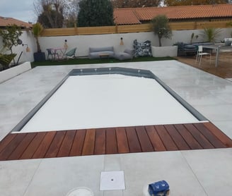 Piscine béton