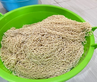 Mie Basah Keriting
