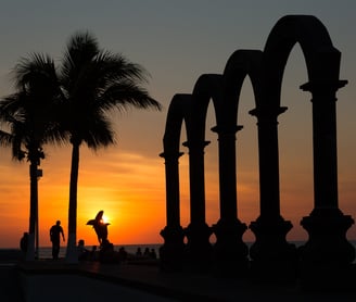 Atardecer en el malecón de Puerto Vallarta