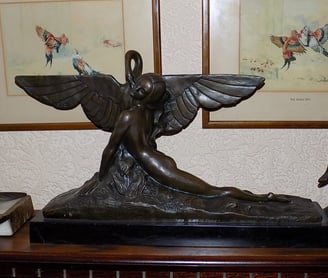 Beautiful Art Deco Bronze.