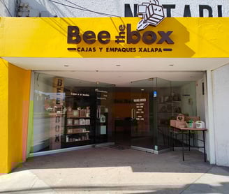 fachada de tienda de cajas de cartón en xalapa
