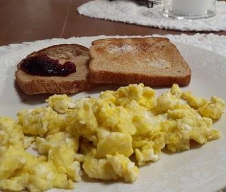 Eggs and lite toast w jelly