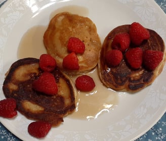 krusteaz protein pancakes, sugar free syrup, raspberries