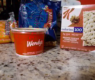 Wendys small chili, carrots, oyster crackers, Special k pastry crisp
