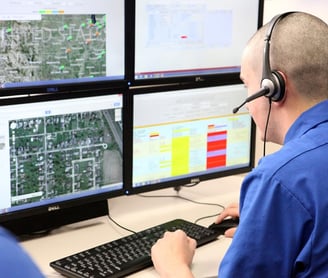 An independent dispatcher helping the owner operators