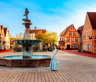 Lancaster PA senior picture photographer. Hershey PA Senior Picture Photographer