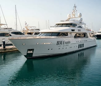yacht rental Dubai, Dubai yacht
