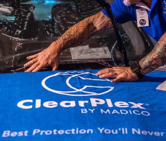 Proteção de parabrisa ClearPlex em Campinas