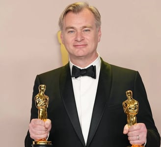 Christopher Nolan avec deux Oscars pour son film Oppenheimer