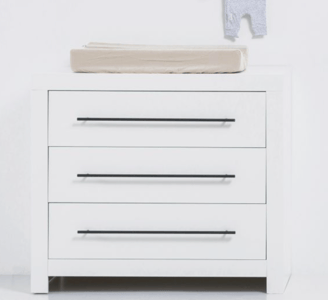 Babykamer-inspiratie-neutraal-europe-baby-wit-commode