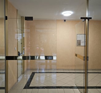 Photo de porte vitrée + fenetre sur mesure + coulissant aluminium + verre + fenetre