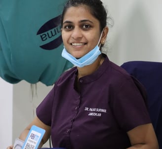 Dr. Pallavi Surwade Jamodkar is famous endodontist(root canal specialist) in Wakad