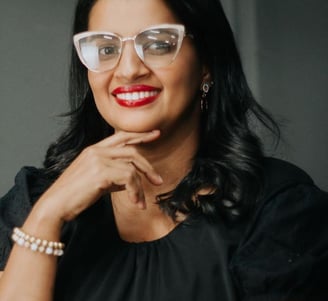 Essa sou eu, cabeleireira apaixonada por realçar a beleza de cada mulher.