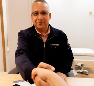Dr. Leonardo Campos - Acupuntura em Salvador