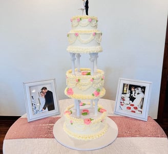 wedding cake, custom wedding cake by Bunny's Bakery