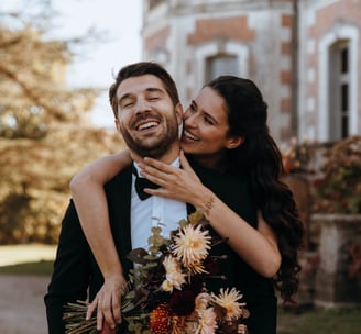 Photographe de mariage dans un château à Frouzins : capturez des moments magiques et élégants dans un cadre historique et ra