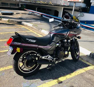 moto placa preta