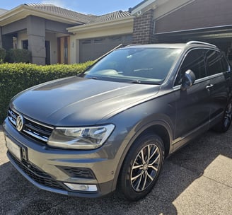 Exterior Detailing Image “Professional mobile car detailing service washing and waxing"