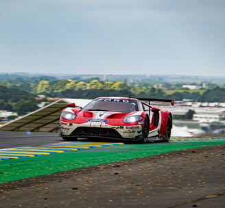 FORD GT sur le circuit Bugatti des 24h du Mans