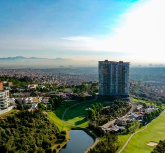 Bosque Real imagen aérea del campo de golf y proyectos residdenciales