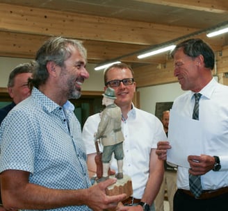 Der Landtagspräsident Dr. Matthias Rößler zusammen mit dem Bundestagsabgeordneten Alexander Kraus im