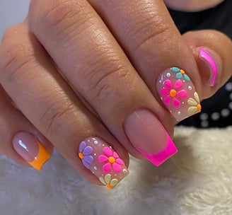 Uñas neón con flores