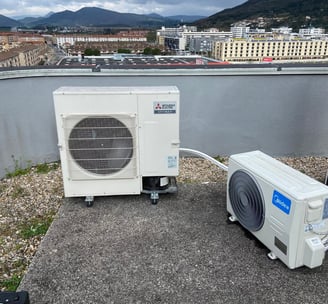split de aire acondicionado en azotea