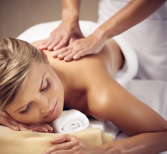green fern plant inside clear glass vase