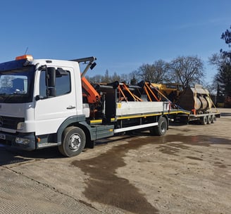Vanado Group crane transport lifting