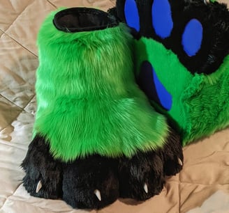 Green feet paws made by Teto Creations