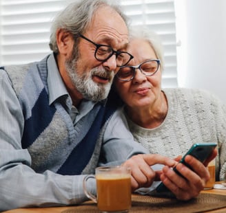 Boletín semanal Desafíos de Mnemos con ejercicios cognitivos para residencias y geriátricos