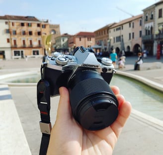 The Olympus OM-D E-M5 Mk2 and Sigma 30mm f/1.4 is a traveller's dream-team... Almost