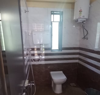 Clean washroom & Bathrooms in Malvan