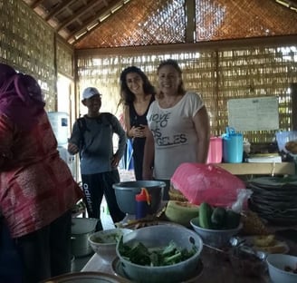 Cooking class in traditional cuisines at Borobudur