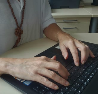 Tastatur mit Händen