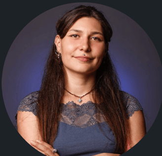 Nina Bonnin-Theux, kinésiologue à Lyon J’accompagne les personnes en quête de sens