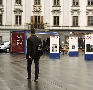 Ausstellung AUS WEG LOS - VinziDorf